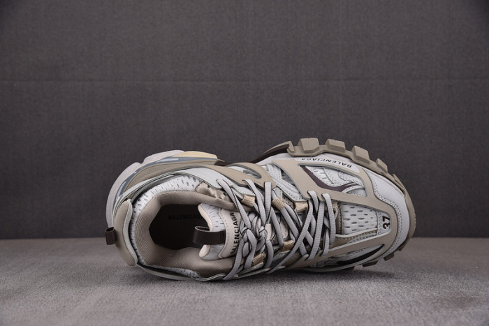 Ba1en*iaga TRACK 542023 W3ACG 1220