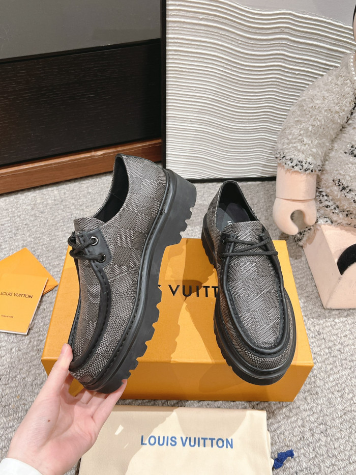 LO1_VTS COUPLE LOAFER